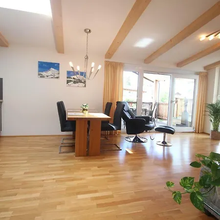 Deluxe Bergsicht - Kirchberg Center